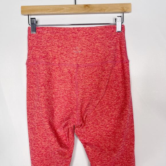 Beyond Yoga Medium M Pink Orange Spacedye Leggings Workout Raspberry Peach - Picture 6 of 10